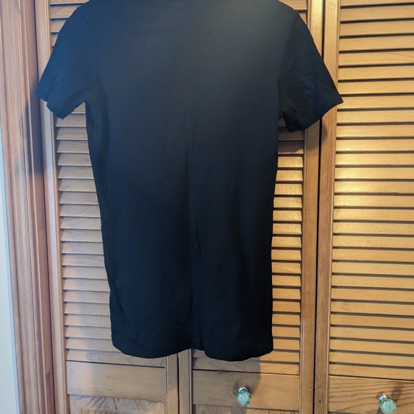 Ripcurl Colorful Logo & Black V-Neck Tee - Picture 4 of 5